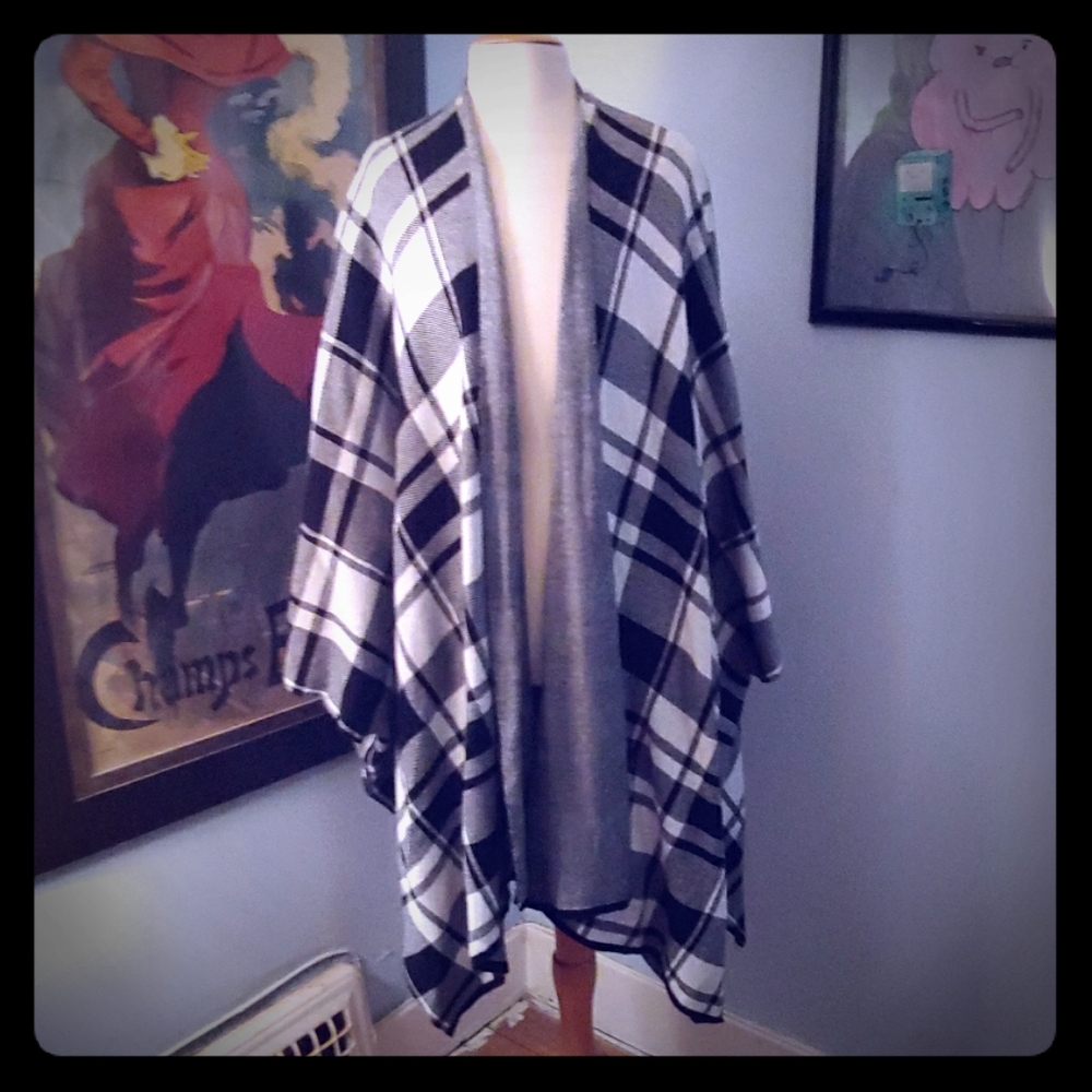 Ruff Hewn Plus Size Poncho